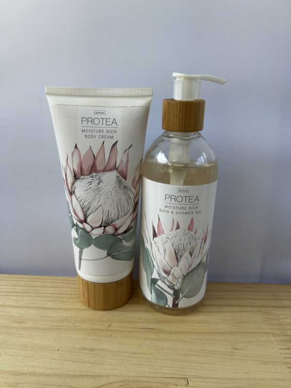 Protea Moisture Rich Gift Set