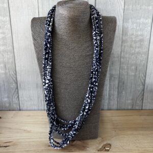 White And Blue Patterned T-Shirt Yarn