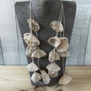 Cream Silky Petal Necklace