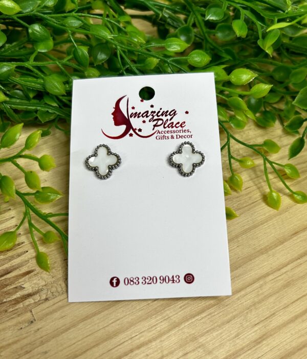 Clover Earrings