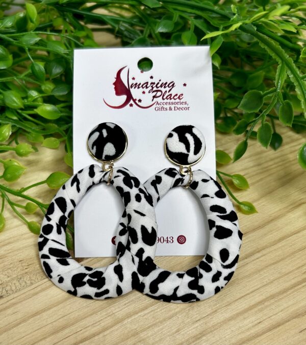 Black And White Tear Drop Earrings