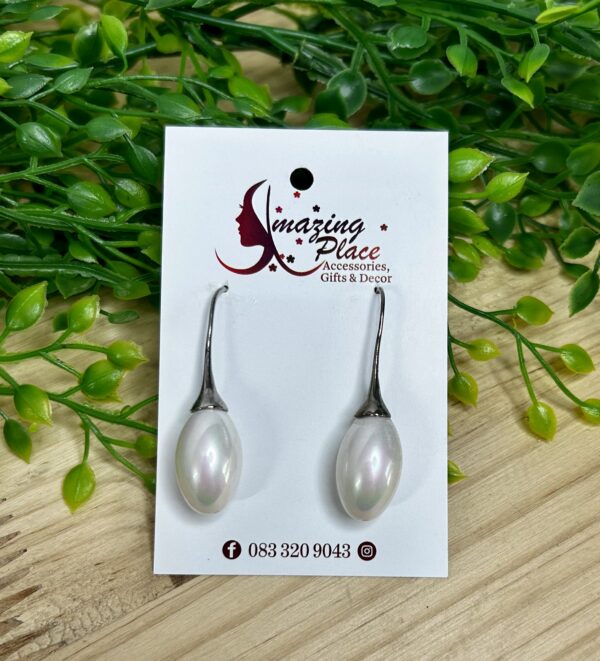 Pearl White Tear Drop Earring