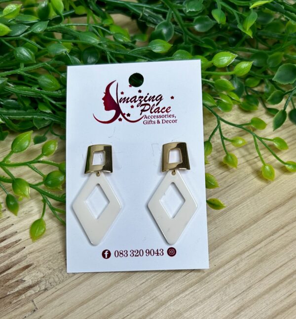 White Dimond Shaped Earrings