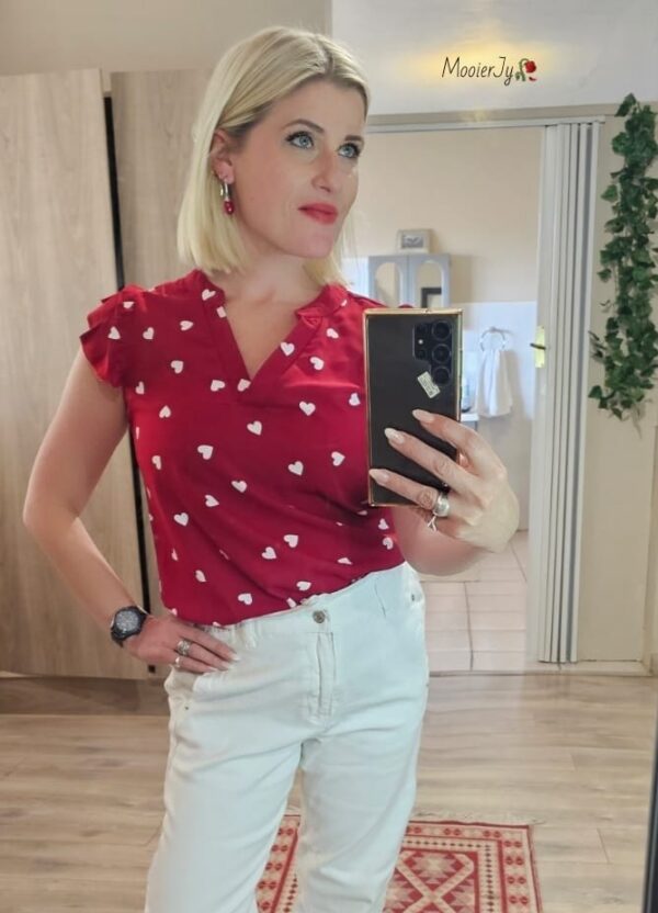 Red Heart Top