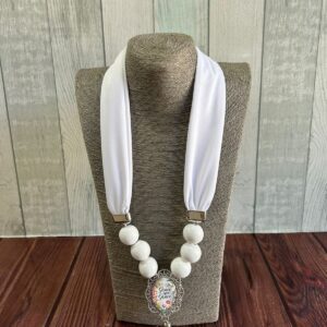 White floral necklace
