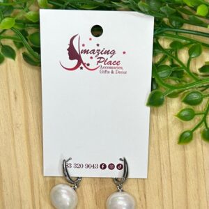 Oval Pearl Earrings