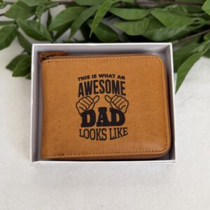 Wallet - This is what an awesome dad looks like