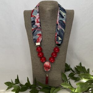 Red Scarf Necklace With Leaves