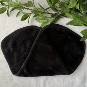 Black Make-up Remover Cloth