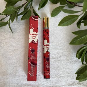 Tueebbs - Cherry Luxe